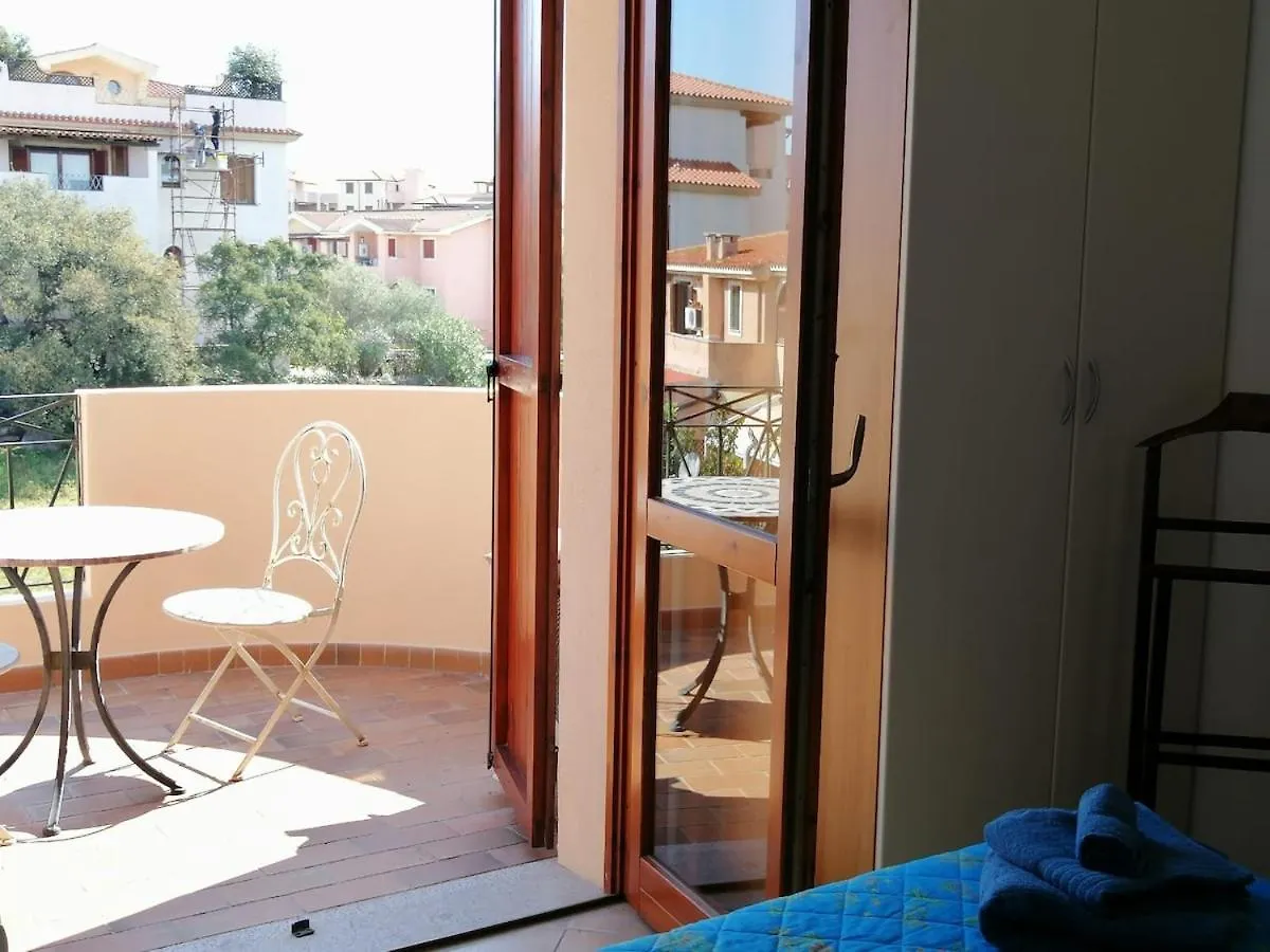Moys Apartment Sea View Olbia