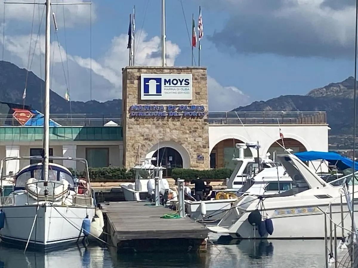 Moys Apartment Sea View Olbia İtalya