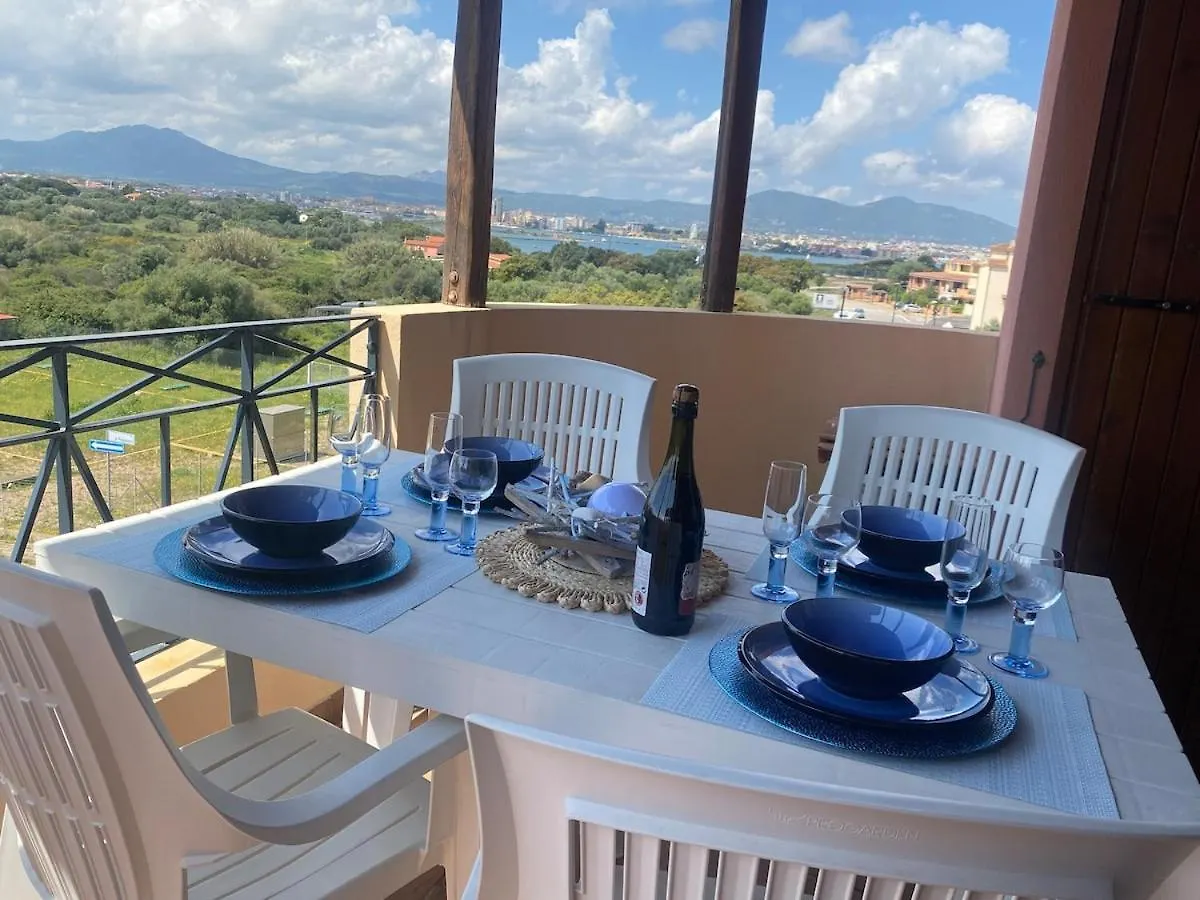 Moys Apartment Sea View Olbia