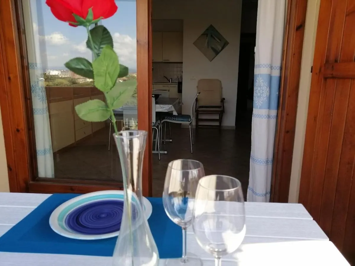 Moys Apartment Sea View Olbia